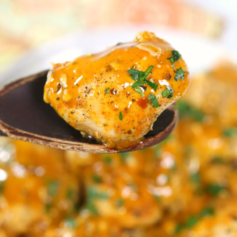 Garlic & Herb Peri Peri Sauce 960ml, Mild Zesty Chilli Marinade